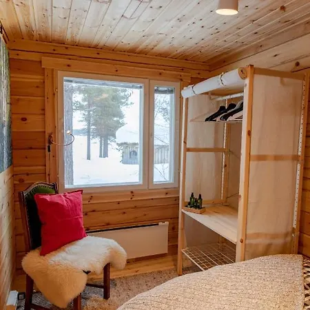 Hirsi - The White Blue Wilderness Chalet *