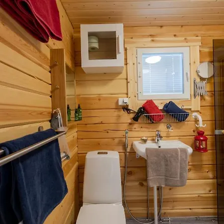 Hirsi - The White Blue Wilderness Chalet *