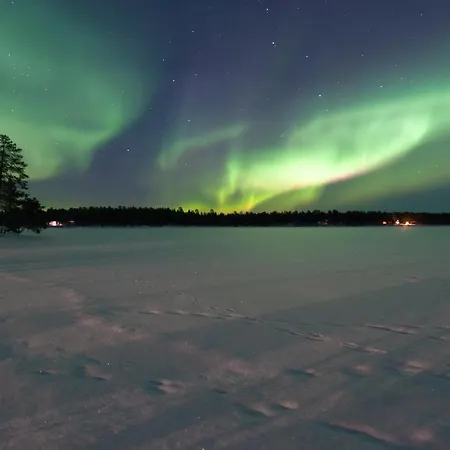 Hirsi - The White Blue Wilderness Chalet *