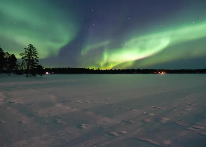 Hirsi - The White Blue Wilderness Chalet *